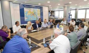 Έκτακτη μεγάλης κλίμακας επιχείρηση καταπολέμησης κουνουπιών σε 10.000 στρέμματα στην Ανατολική Αττική
