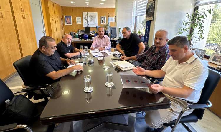 Σύσκεψη στον Δήμο Παπάγου – Χολαργού για την καθημερινή καθαριότητα τον Αύγουστο