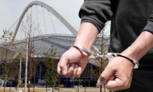 Πέντε συλλήψεις στο ΟΑΚΑ για ναρκωτικά και φωτοβολίδες
