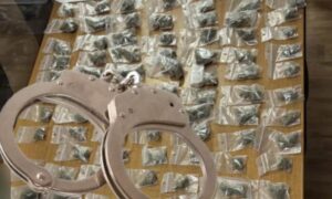 Χειροπέδες σε 35χρονο για διακίνηση ναρκωτικών – Συνελήφθη σε σχολικό προαύλιο