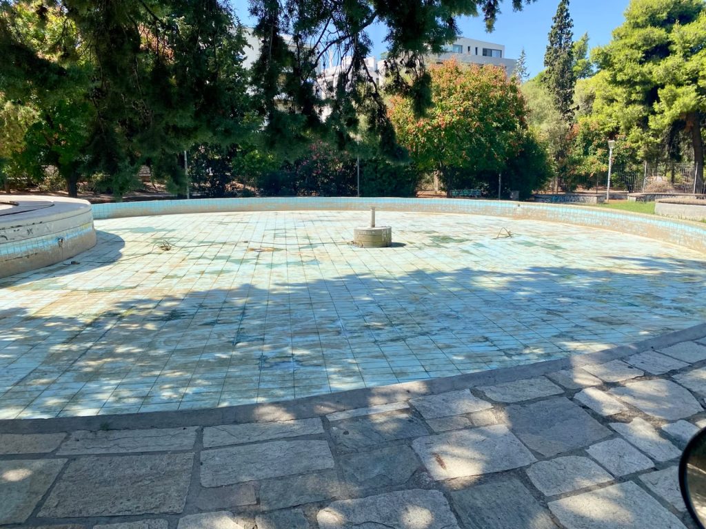 Προληπτική διακοπή λειτουργίας των σιντριβανιών και τεχνητής λίμνης στο πάρκο Παπάγου