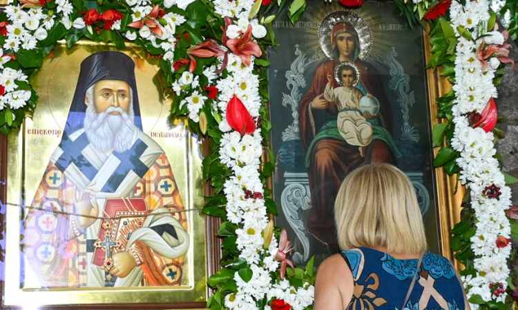 Με θρησκευτική ευλάβεια εορτάστηκε το Γενέσιον της Θεοτόκου στην Παναγία Νεραντζιώτισσα