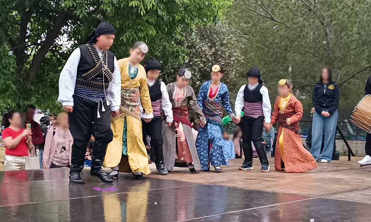 Δωρεάν μαθήματα ποντιακών χορών για μαθητές του Δήμου Βριλησσίων