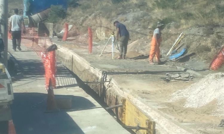 Συνεχίζονται τα έργα αποχέτευσης στην Καλλιθέα Πεντέλης