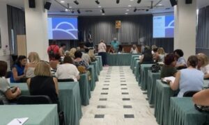 Υπεγράφησαν οι συμβάσεις του προσωπικού καθαριότητας των σχολικών μονάδων του Δήμου Αμαρουσίου