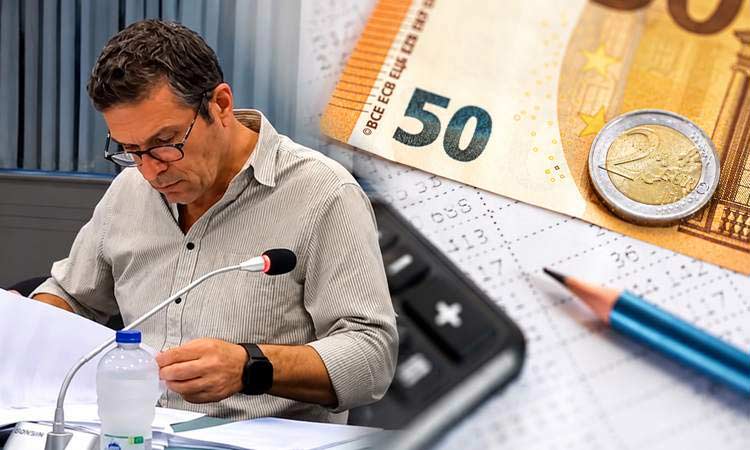 Αντιπολιτευτική κριτική για την αναμόρφωση του προϋπολογισμού – Αιχμές και για τις απευθείας αναθέσεις