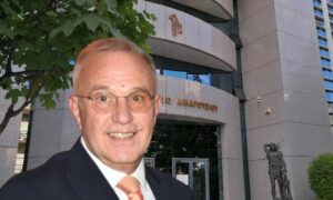 Το Δημοτικό Συμβούλιο Αμαρουσίου τιμά τη μνήμη του Ανδρέα Στεφόπουλου